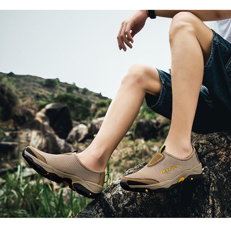 Summer Mesh Beach Men Shoes Lightweight Breathable Walking Footwear New Slip-On Comfortable Outdoor Walking Footwear Non-Slip Running Climbing Shoes Sneakers Lightweight Breathable Walking Shoes